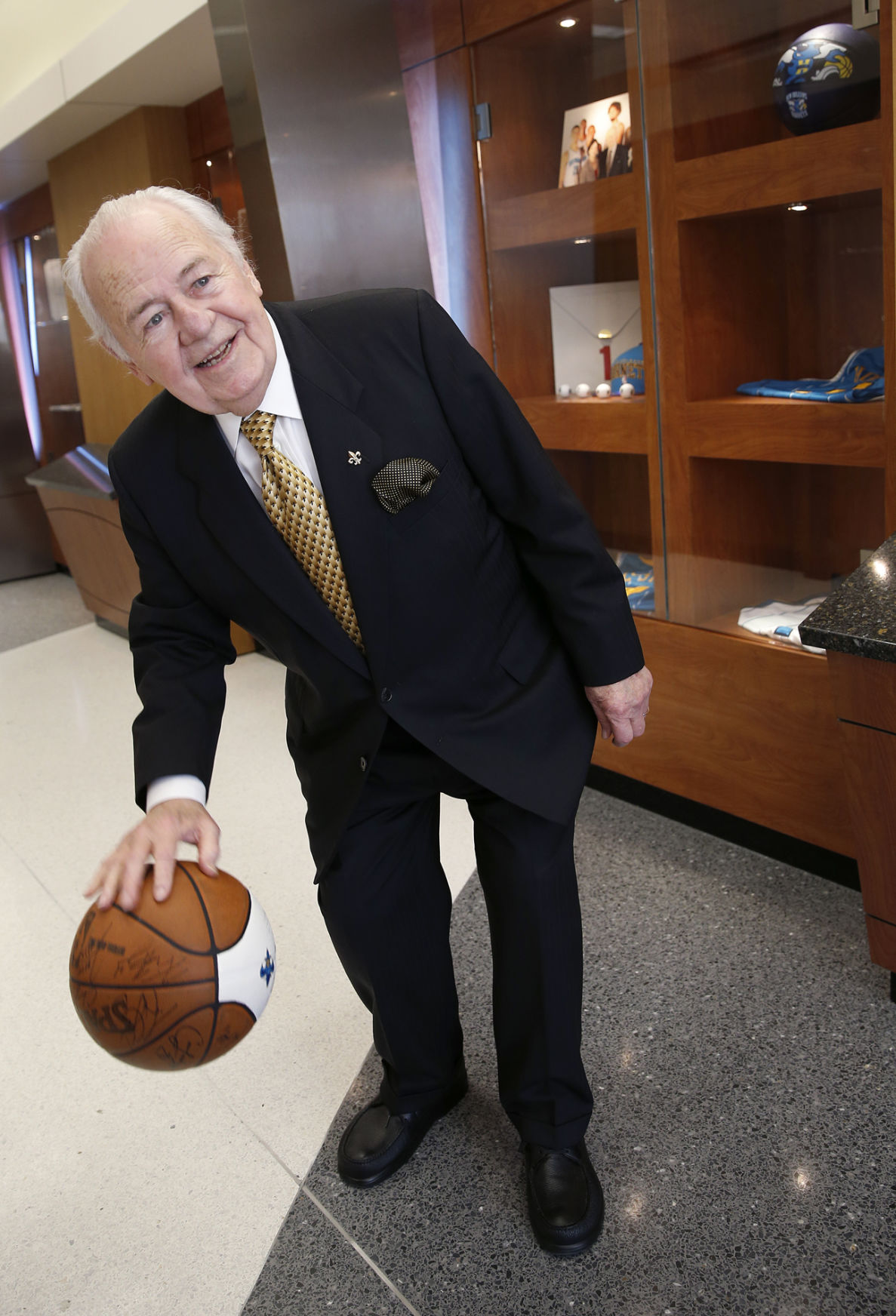 TomBenson.182.102712.jpg